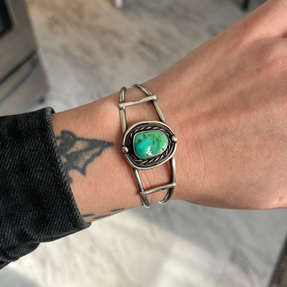 Adjustable genuine silver turquoise bracelet.